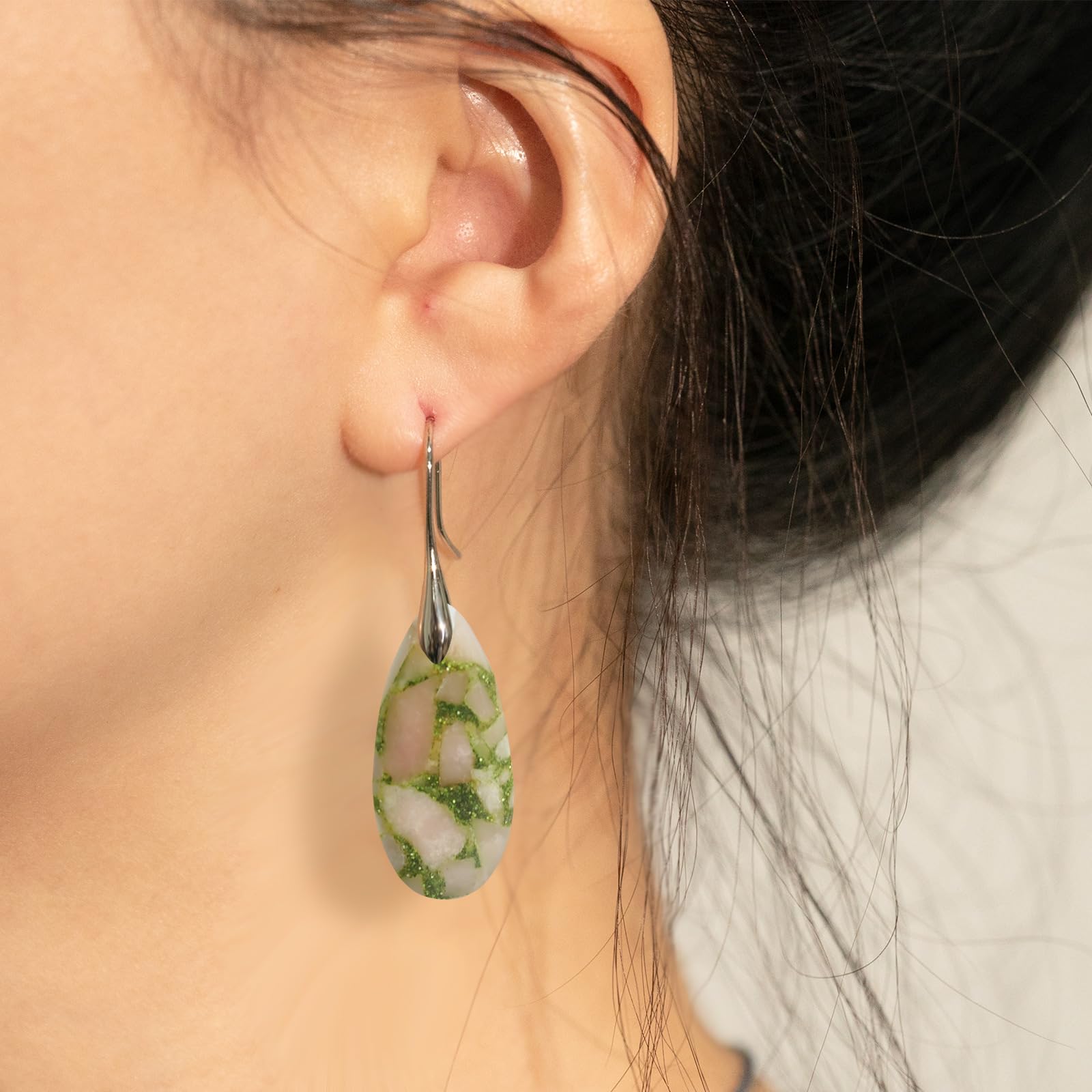 Sriomu Natural Healing Stone Fishhoop Dangle Drop Earrings Statement Gold silver earrings