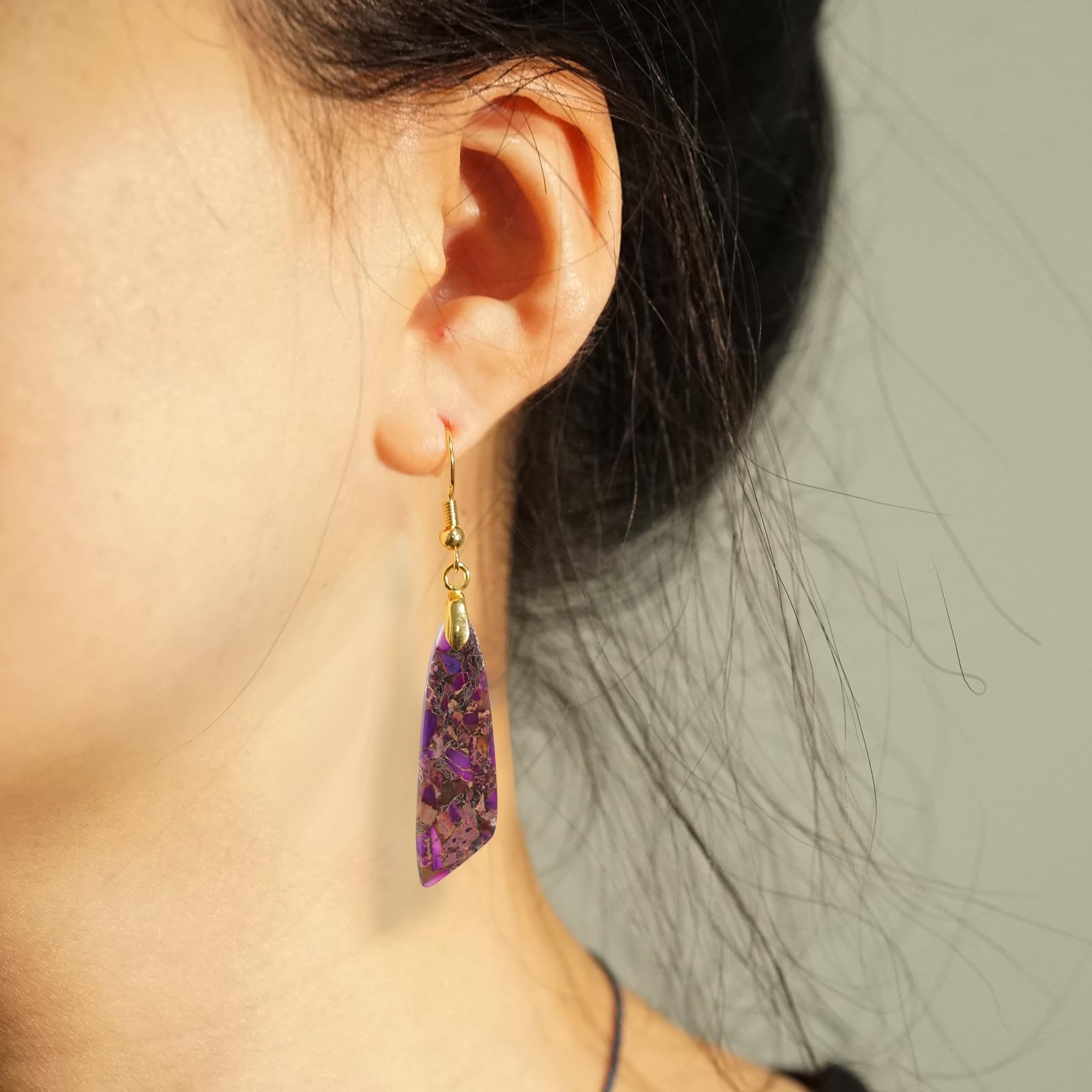 Sriomu Natural Healing Stone Fishhoop Dangle Drop Earrings Statement Gold silver earrings