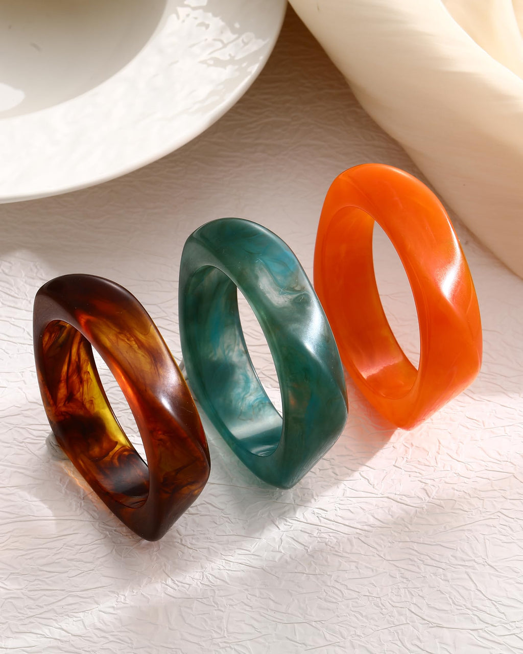 ÌF ME Acrylic Bangles Bracelets for Women, Irregular Acrylic Resin Chunky Bracelets Geometric Fashions Thick Statement bangle Set