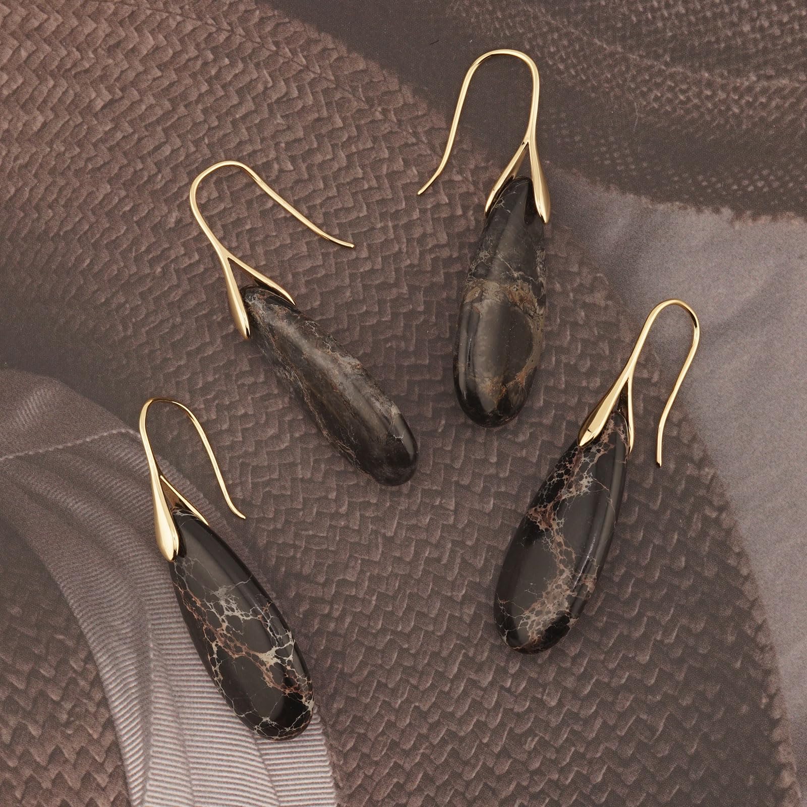 Sriomu Natural Healing Stone Fishhoop Dangle Drop Earrings Statement Gold silver earrings