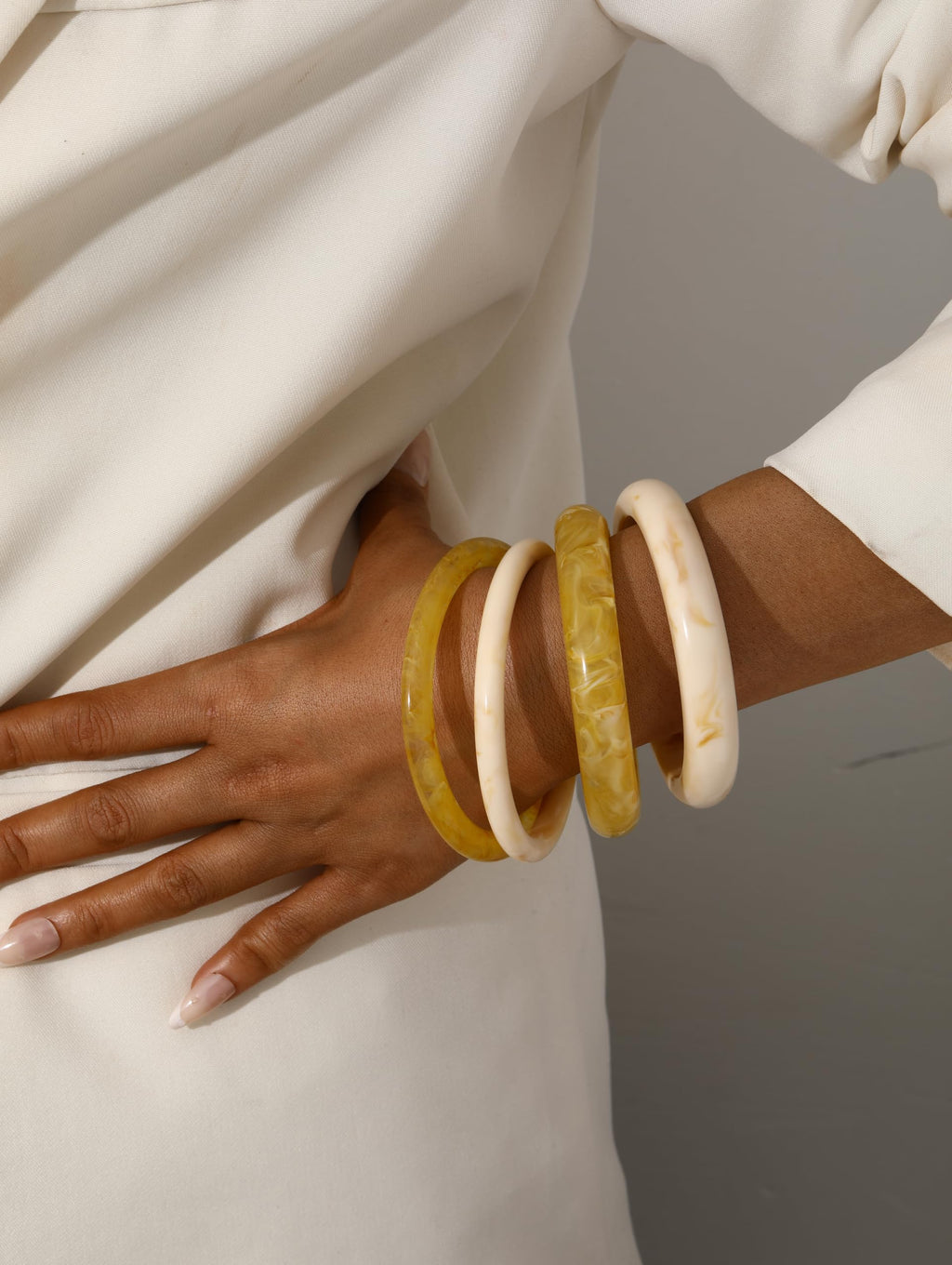 ÌF ME Acrylic Bangles Bracelets for Women, Irregular Acrylic Resin Chunky Bracelets Geometric Fashions Thick Statement bangle Set