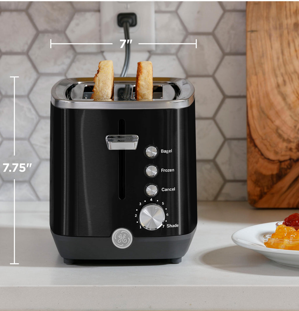 GE 4 Slice Toaster | Extra Wide Slots for Bagels, Breads, Waffles & More | 7 Shade Options | Countertop Kitchen Essentials | 1500 watt, White