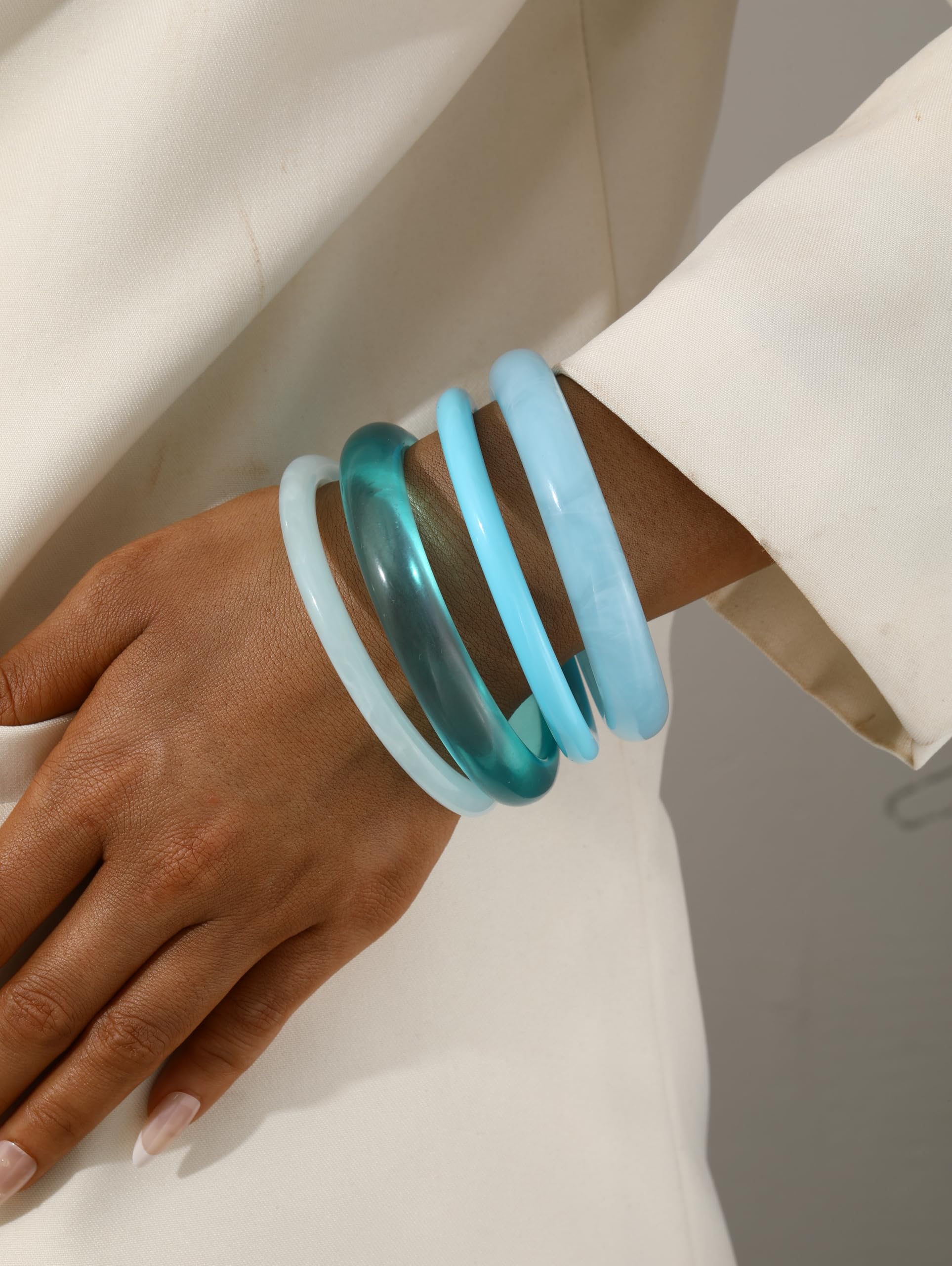 ÌF ME Acrylic Bangles Bracelets for Women, Irregular Acrylic Resin Chunky Bracelets Geometric Fashions Thick Statement bangle Set