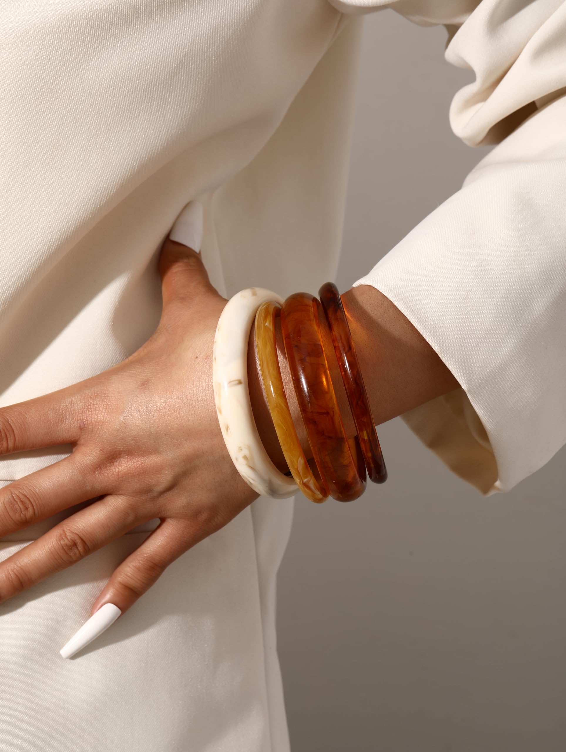 ÌF ME Acrylic Bangles Bracelets for Women, Irregular Acrylic Resin Chunky Bracelets Geometric Fashions Thick Statement bangle Set
