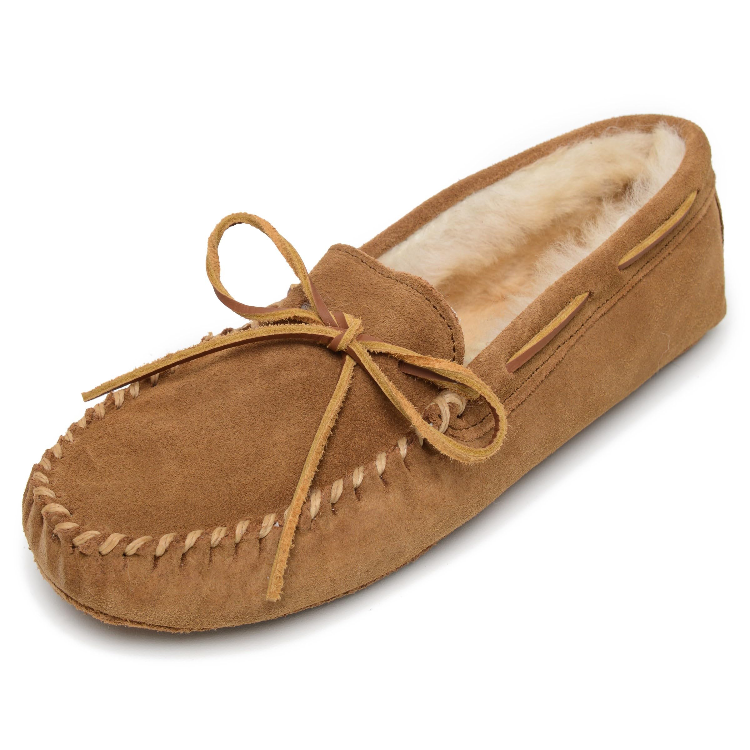 Minnetonka Men's Sheepskin Softsole Moccasin Slipper