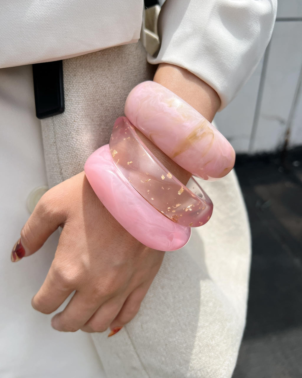 ÌF ME Acrylic Bangles Bracelets for Women, Irregular Acrylic Resin Chunky Bracelets Geometric Fashions Thick Statement bangle Set